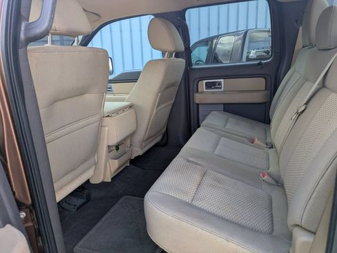 Used 2011 Ford F150 XLT w/ XLT Chrome Pkg AWD/4WD image 11