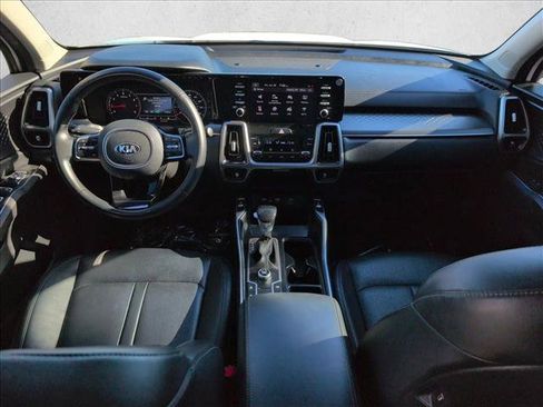 Used 2021 Kia Sorento S FWD image 18