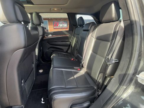 Used 2011 Jeep Grand Cherokee Limited w/ Luxury Group II image 15