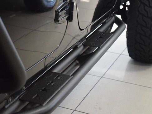 Used 2018 Jeep Wrangler Unlimited Sport S image 32