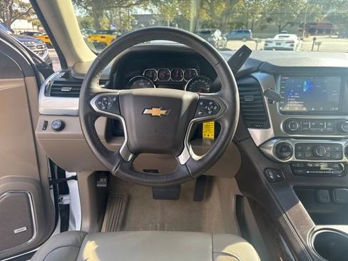 Used 2018 Chevrolet Tahoe LT image 15