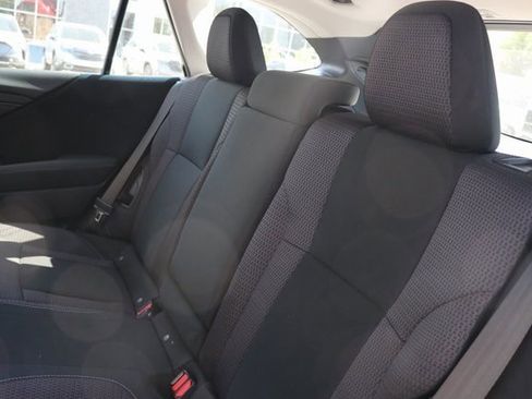 Used 2025 Subaru Outback Base image 17