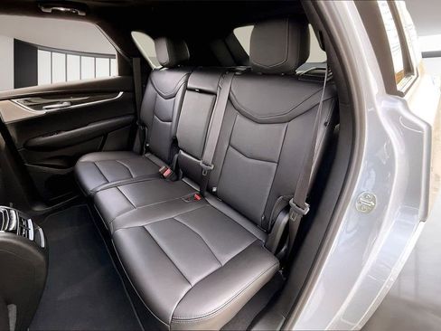 New 2026 Cadillac XT5 Sportv w/ LPO, Red Accent Package AWD/4WD image 10