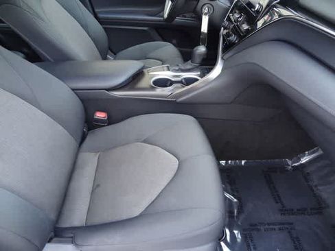 Used 2024 Toyota Camry LE FWD image 13