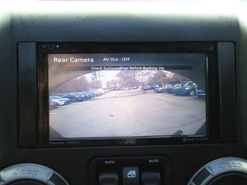 Used 2016 Jeep Wrangler Unlimited Sport w/ Quick Order Package 24S image 11