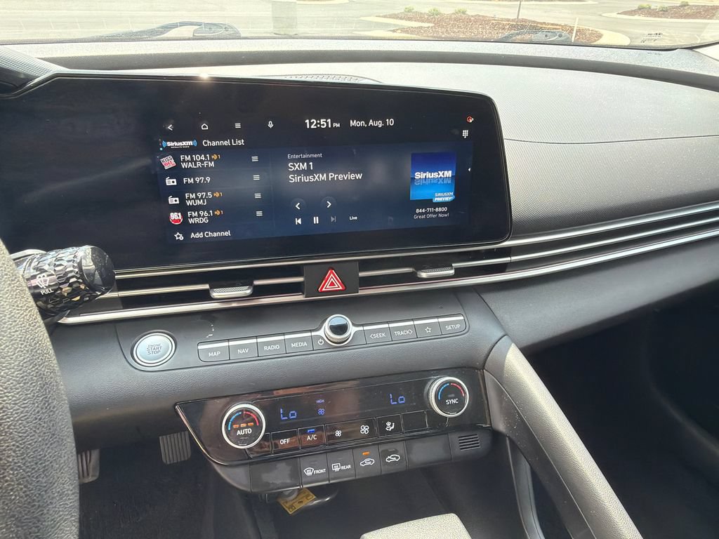 Used 2024 Hyundai Elantra SEL FWD image 28