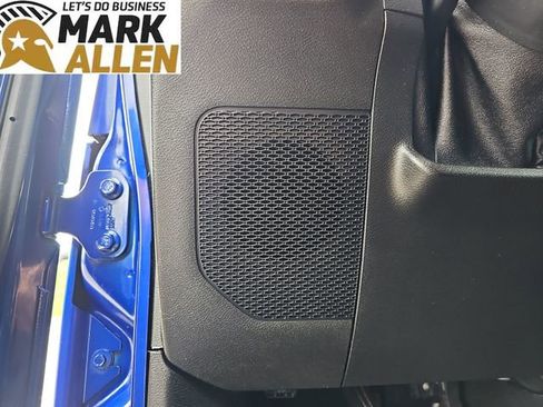 Used 2018 Jeep Wrangler Unlimited Sahara image 25