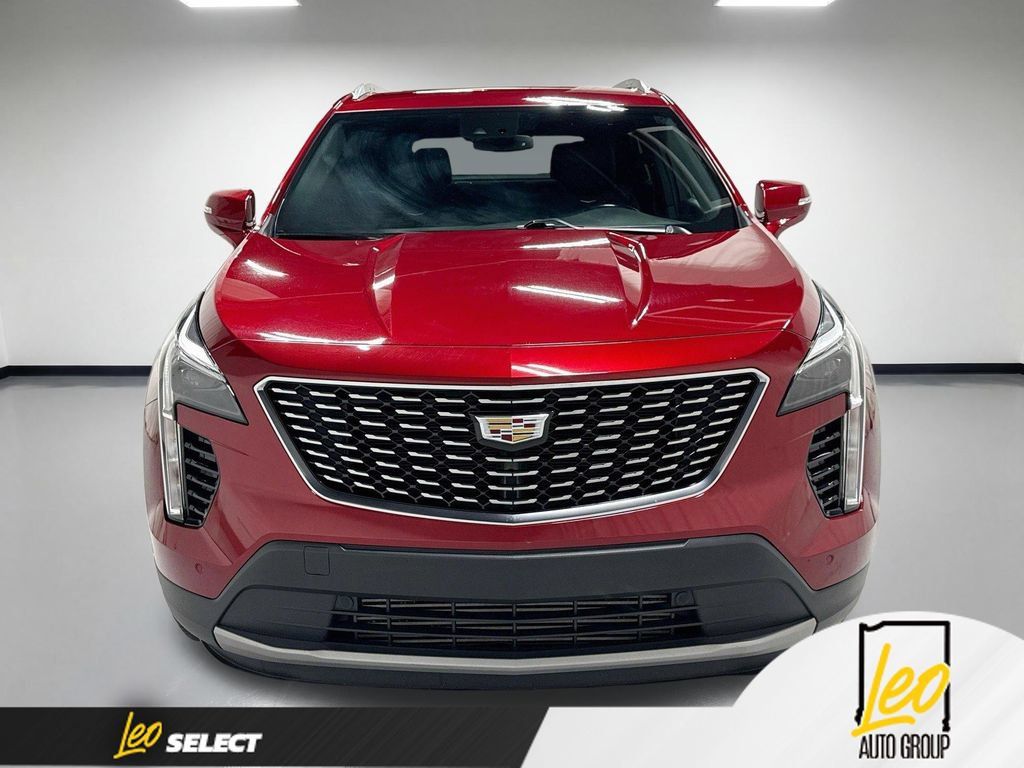 Used 2021 Cadillac XT4 Premium Luxury AWD/4WD image 2