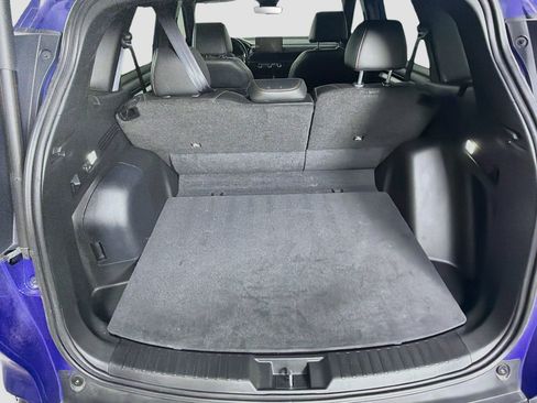 Used 2025 Nissan Sentra SV FWD image 29