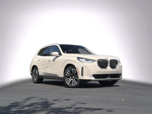 Used 2026 BMW X3 xDrive30i AWD/4WD image 2