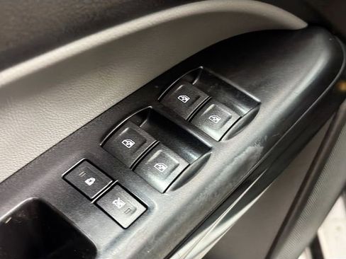 Used 2016 Chevrolet Colorado W/T image 16