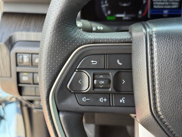 Used 2026 Toyota 4Runner Platinum AWD/4WD image 18