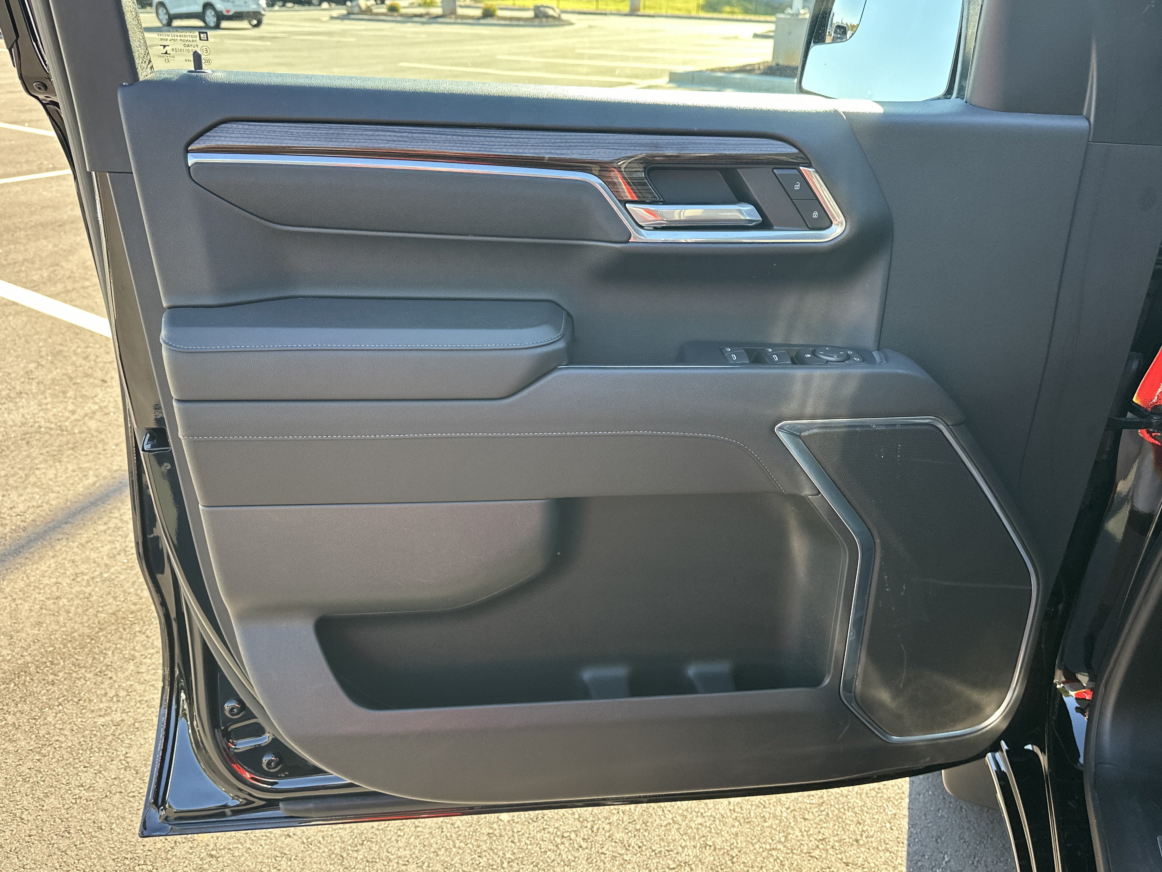 Used 2023 Chevrolet Silverado 1500 RST AWD/4WD image 11