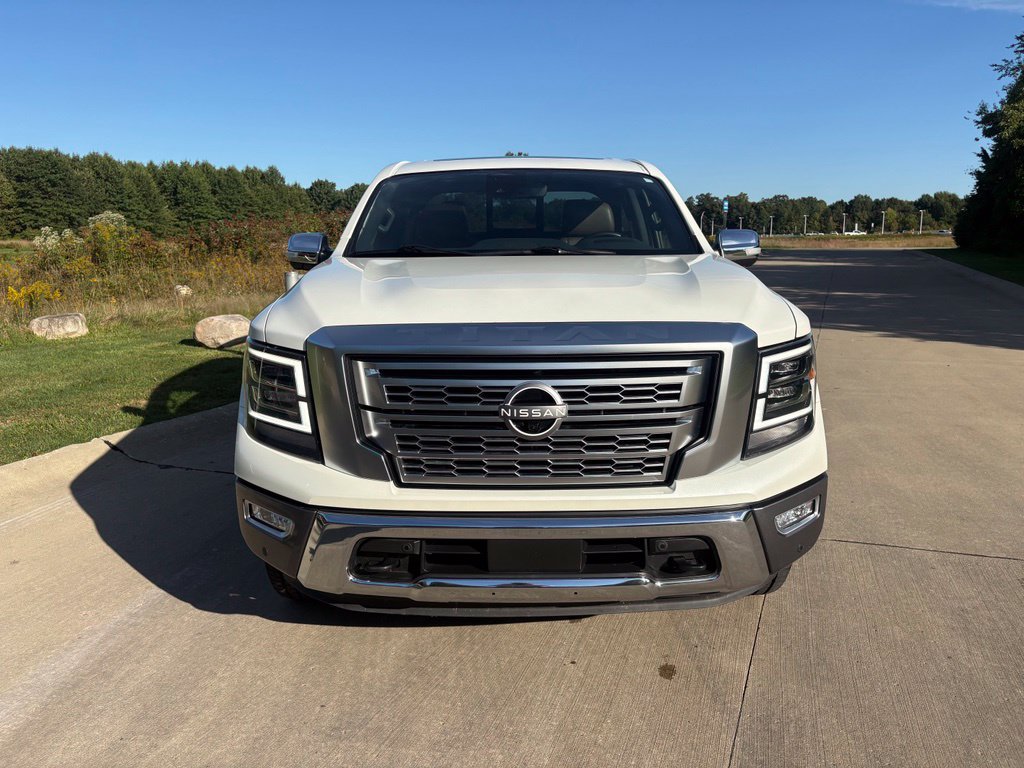 Used 2023 Nissan Titan Platinum Reserve w/ Moonroof Package AWD/4WD image 12