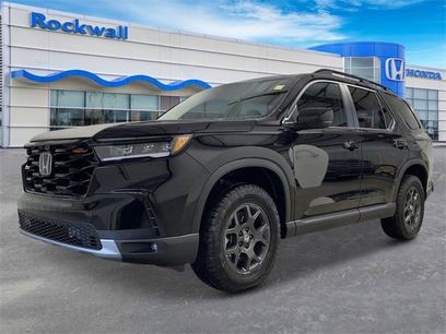 New 2025 Honda Pilot TrailSport