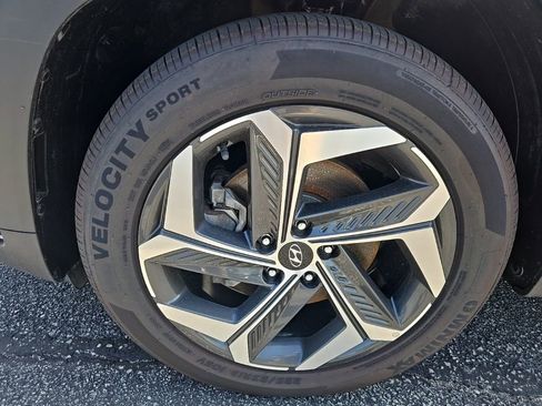 Used 2022 Hyundai Tucson Limited FWD image 17