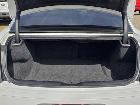 Used 2021 Chrysler 300 Touring w/ Sport Appearance Package RWD image 9