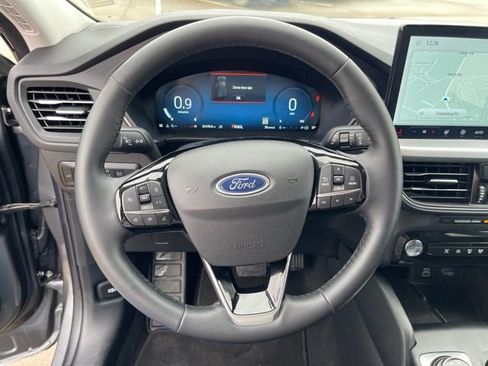 Used 2025 Ford Escape Platinum AWD/4WD image 14