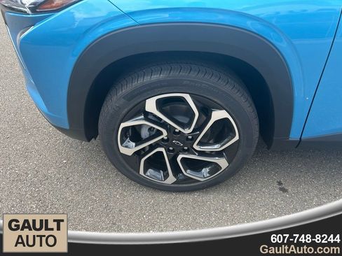 New 2025 Chevrolet Trax RS w/ Driver Confidence Package image 9
