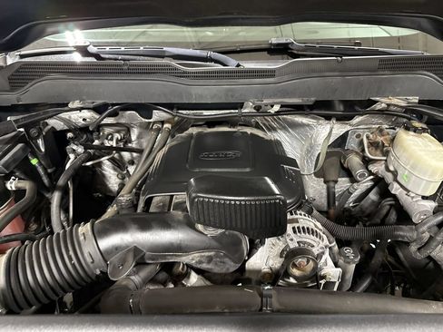 Used 2017 Chevrolet Silverado 2500 W/T AWD/4WD image 24