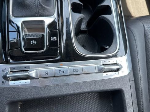 Used 2023 Kia Carnival SX Prestige FWD image 39