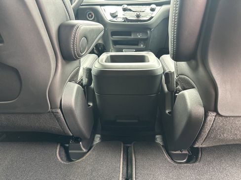 New 2026 Chrysler Pacifica Select image 53