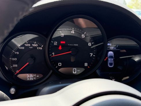 Certified 2025 Porsche 718 Cayman RWD image 18