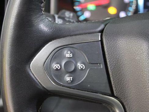 Used 2015 Chevrolet Silverado 1500 LT RWD image 16