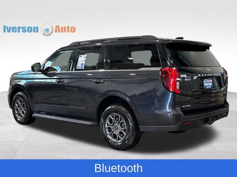 Used 2025 Ford Expedition Active AWD/4WD image 7