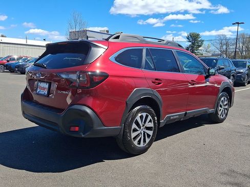 Used 2025 Subaru Outback Premium image 6