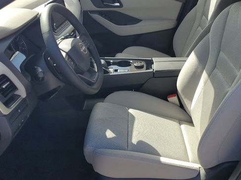 New 2025 Nissan Rogue SV AWD/4WD image 10
