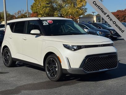 Certified 2025 Kia Soul EX