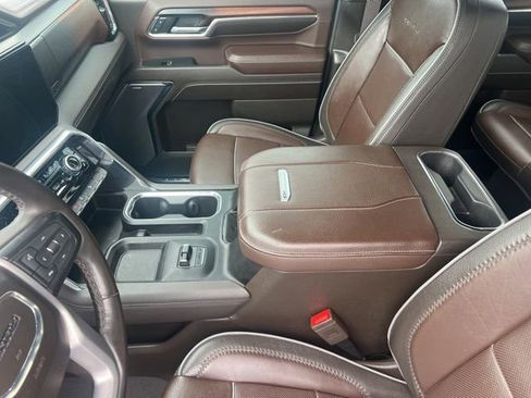 Used 2024 GMC Sierra 2500 Denali w/ Technology Package AWD/4WD image 11