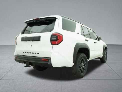 Used 2026 Toyota 4Runner SR5 AWD/4WD image 28