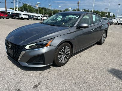Used 2024 Nissan Altima 2.5 SV w/ SV Premium Package