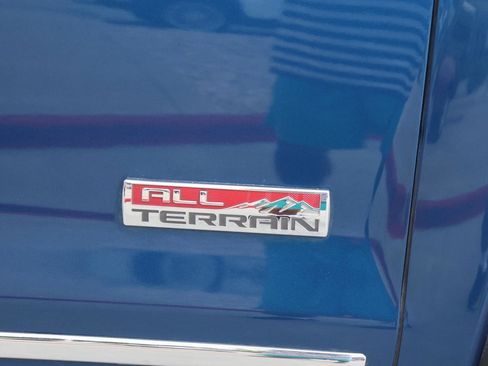 Used 2015 GMC Sierra 1500 SLT w/ All-Terrain Package image 9