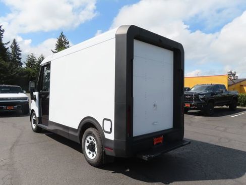 Used 2024 Chevrolet Brightdrop 400 w/ Commercial Equipment Package AWD/4WD image 6