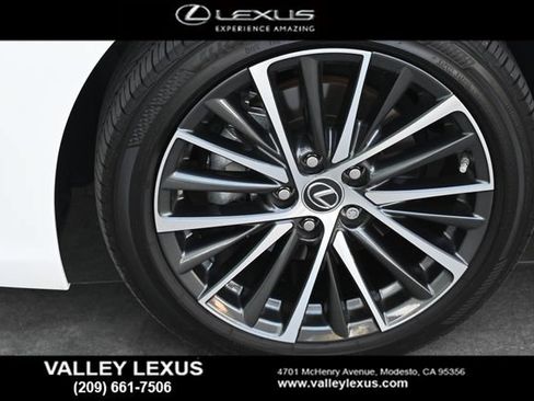 Certified 2025 Lexus ES 350 w/ Premium Package FWD image 23