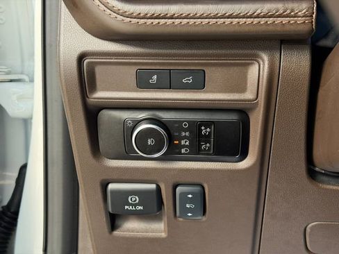 Used 2023 Ford Expedition Max King Ranch image 47