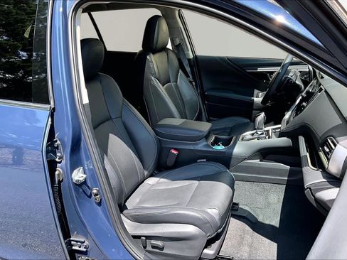 Used 2023 Subaru Outback Touring XT AWD/4WD image 9