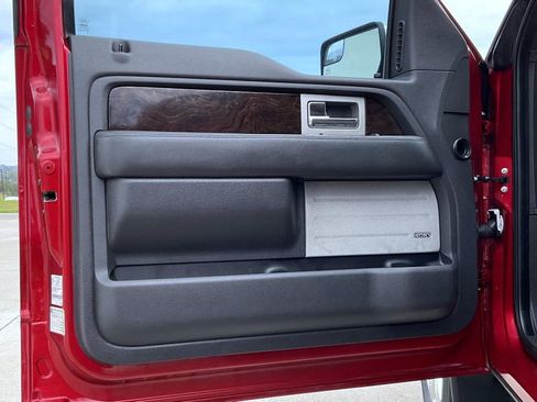 Used 2013 Ford F150 Platinum image 9