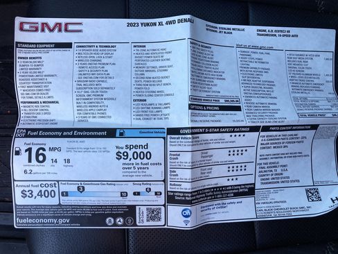 Used 2023 GMC Yukon XL Denali w/ Denali Reserve Package image 11