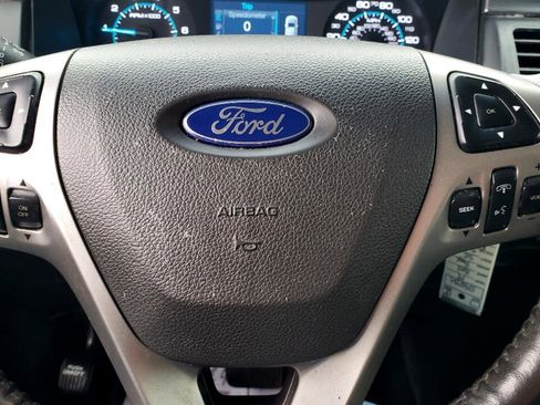Used 2019 Ford Flex SE image 20