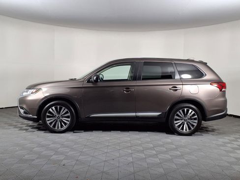 Used 2020 Mitsubishi Outlander ES image 4