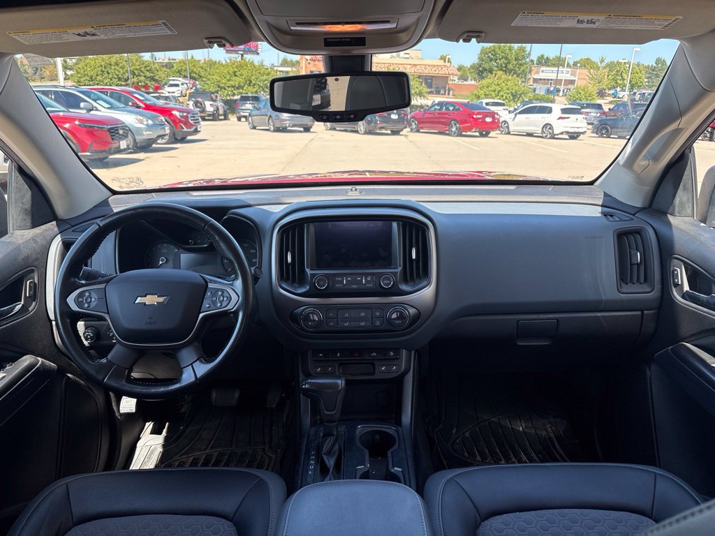 Used 2018 Chevrolet Colorado Z71 AWD/4WD image 32