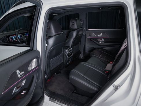 New 2026 Mercedes-Benz GLS 450 4MATIC image 28