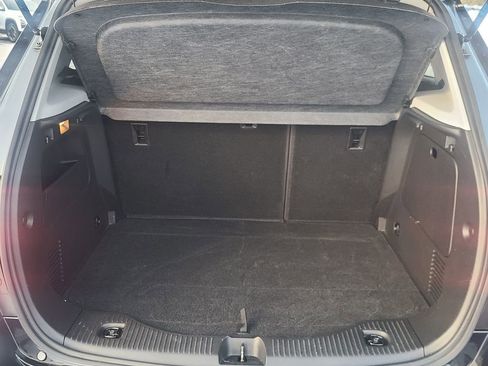 Used 2022 Chevrolet Trax LT w/ LT Convenience Package image 23