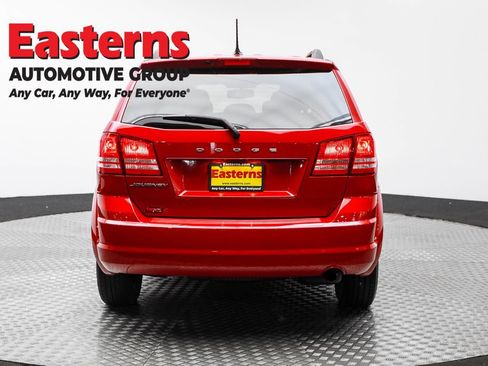 Used 2017 Dodge Journey SE w/ Flexible Seating Group image 6
