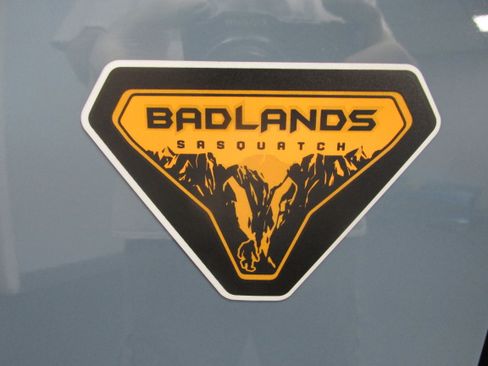 Used 2023 Ford Bronco Badlands w/ Sasquatch Package image 20