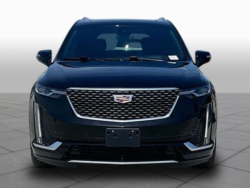 Used 2024 Cadillac XT6 Premium Luxury w/ Technology Package FWD image 3